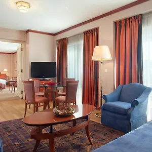 By Ihg סלוניקי
